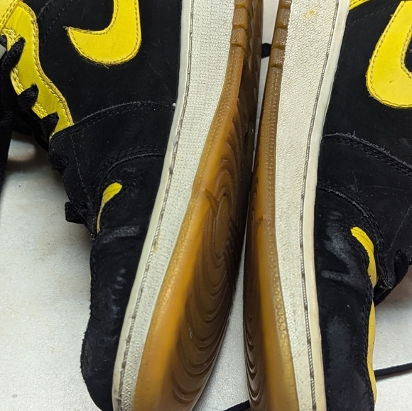 RARE Nike Air Jordan 1 Retro New Love 2007 6.5Y Black Yellow Juniors - Picture 13 of 13